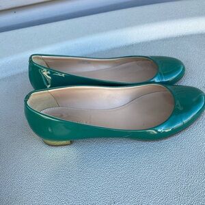 JCrew Green Flats with Gold Heel Women’s 7